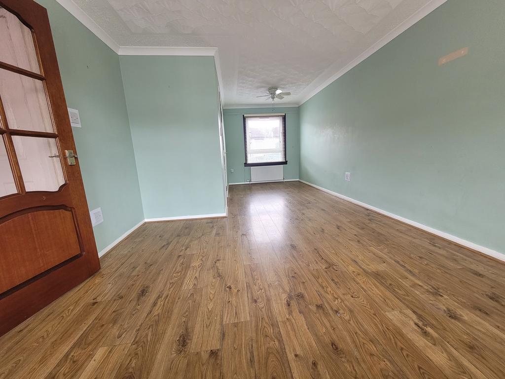O'Hare, Bonhill G83 3 bed terraced house to rent £700 pcm (£162 pw)