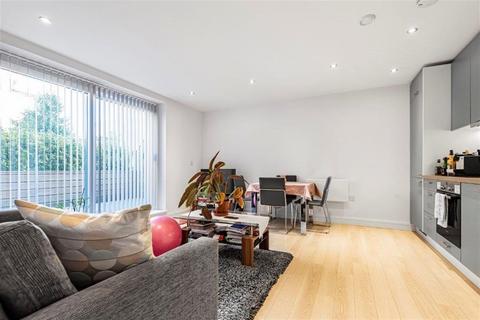1 bedroom apartment to rent, Skylark House, Drake Way, Reading, RG2