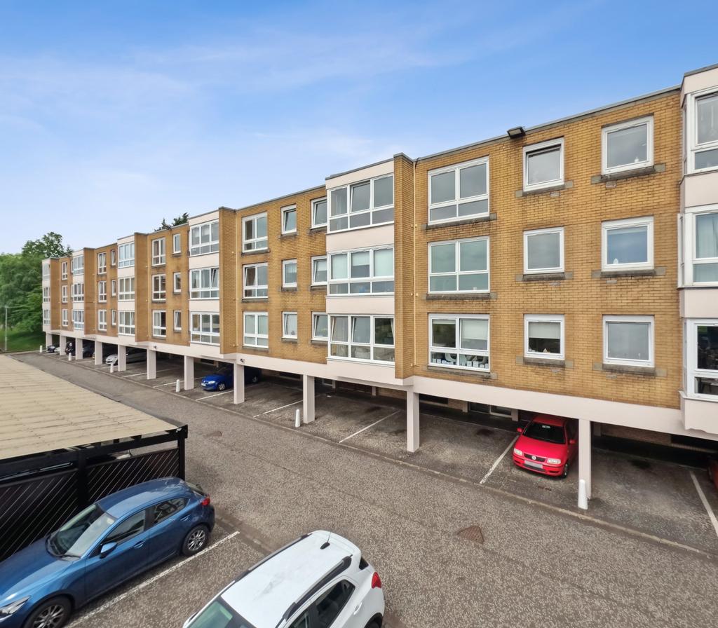 Southbrae Drive, Flat D, Jordanhill, Glasgow, G13 1TZ 1 bed flat for