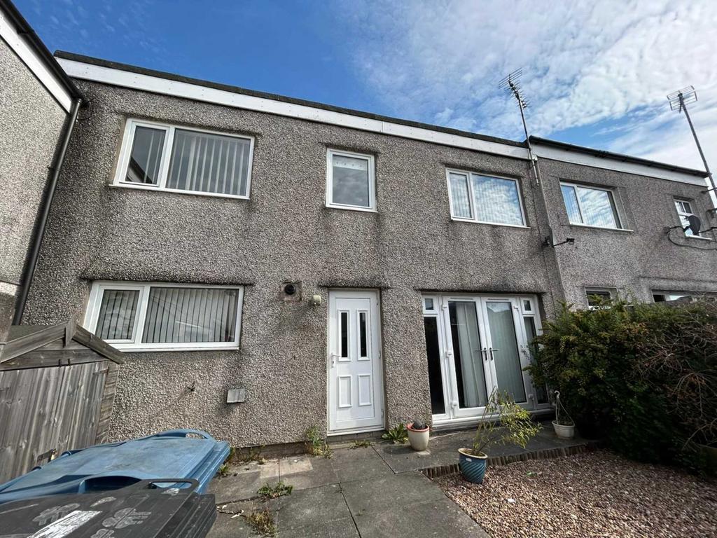 Elmstead, Skelmersdale 3 bed townhouse £625 pcm (£144 pw)