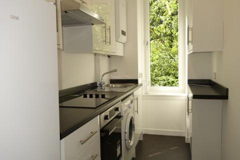 2 bedroom flat to rent, Neilston Road, Paisley, Renfrewshire, PA2