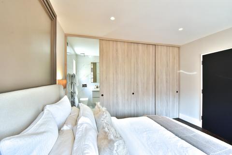 38 High Beeches, Orpington, BR6 6EF