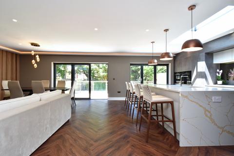 38 High Beeches, Orpington, BR6 6EF