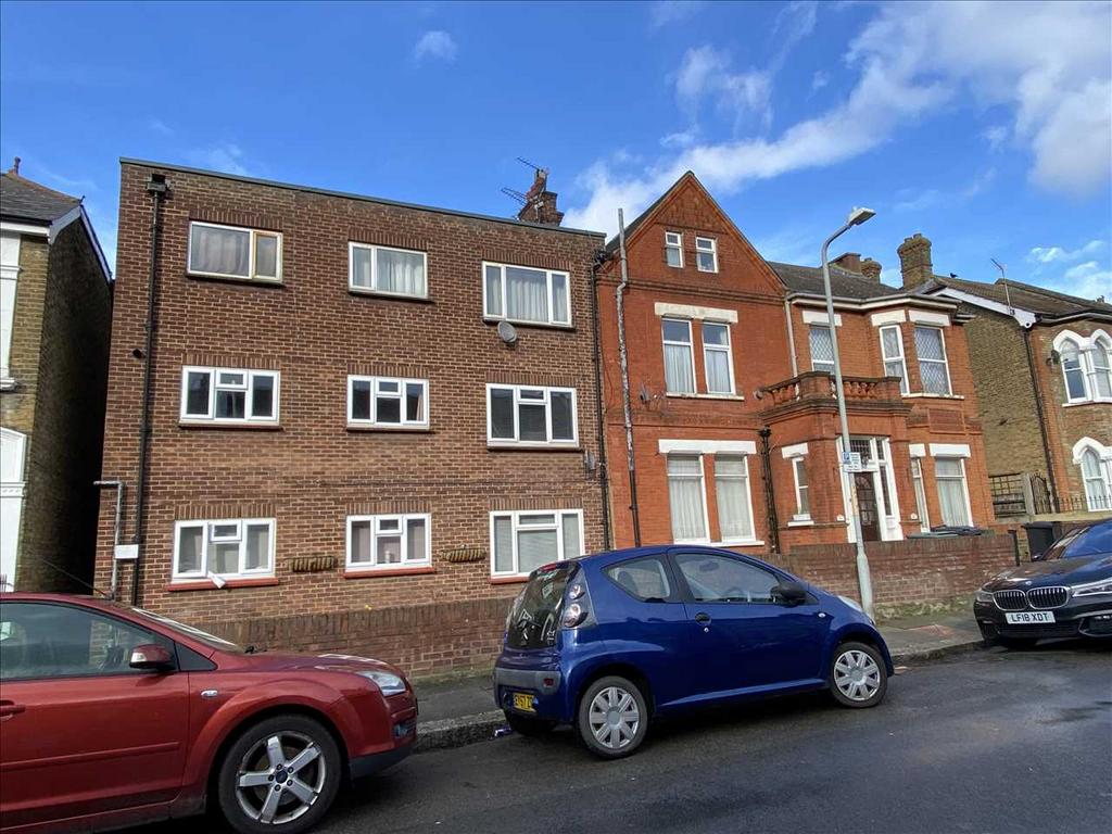 Kent Road, Gravesend 1 bed apartment for sale £185,000