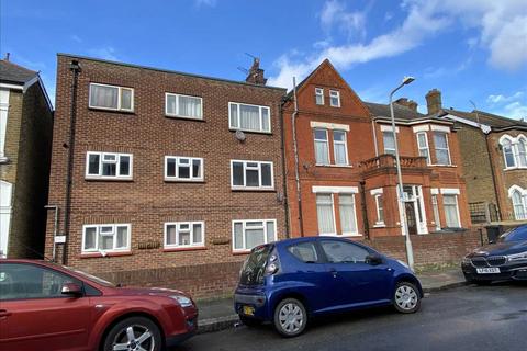 1 bedroom apartment for sale, Kent Road, Gravesend