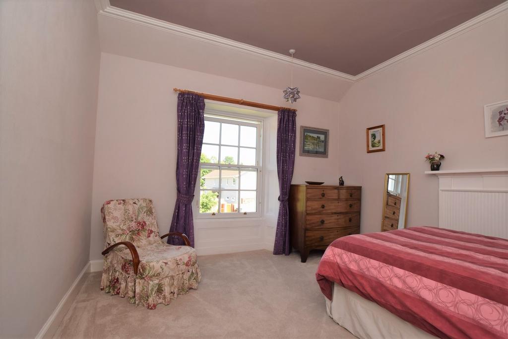 22 Albany Place, Dumfries, DG1 1 JN - Grieve Griers