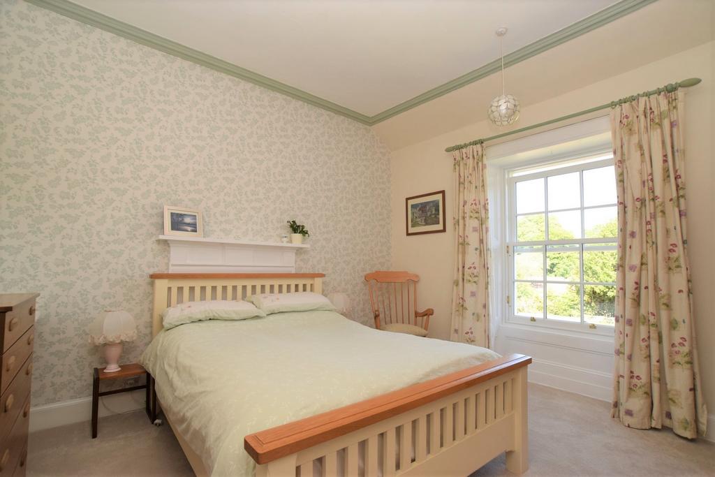22 Albany Place, Dumfries, DG1 1 JN - Grieve Griers