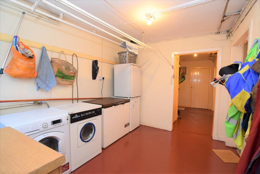 22 Albany Place, Dumfries, DG1 1 JN - Grieve Griers