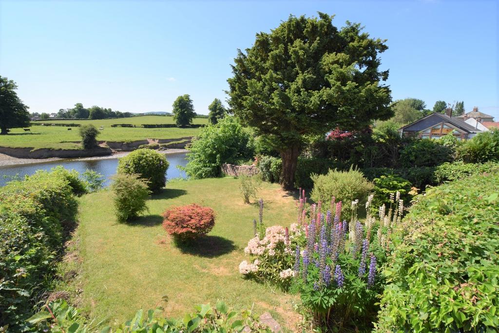 22 Albany Place, Dumfries, DG1 1 JN - Grieve Griers