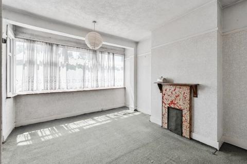 72 Billet Road, London, E17 5DN