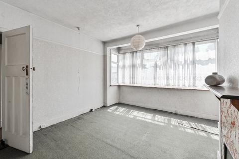 72 Billet Road, London, E17 5DN