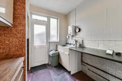 72 Billet Road, London, E17 5DN