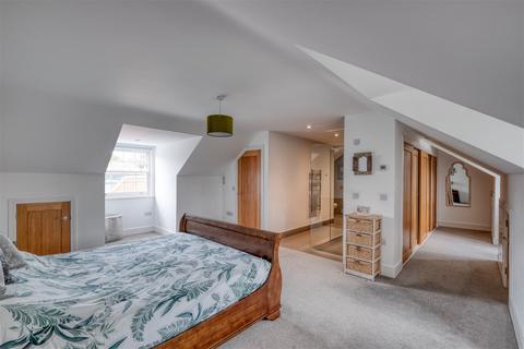 10 Burlingham Square, Worcester, WR5 1EQ