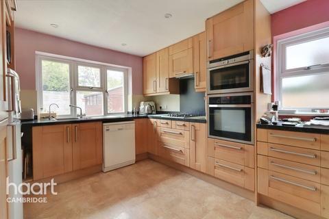 1a Granta Vale, Linton, Cambridge, CB21 4LB