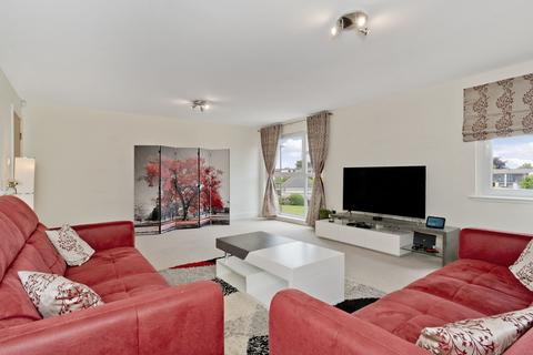 4 bedroom end of terrace house for sale - 20 Burnbrae Avenue, Corstorphine, Edinburgh, EH12 8AU