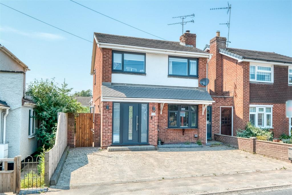 Hanbury Road, Stoke Prior, Bromsgrove, B60 4JX 4 bed detached house for