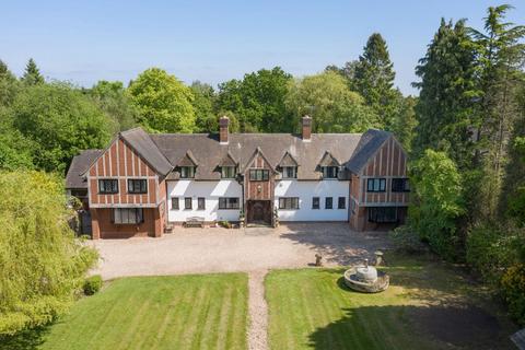 undefined, 56 Linthurst Road, Barnt Green, B45