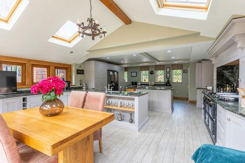 undefined, 56 Linthurst Road, Barnt Green, B45