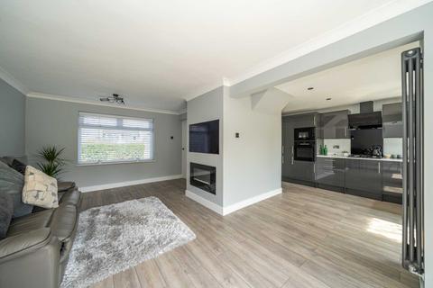 134 Long Chaulden, Hemel Hempstead, HP1 2JL