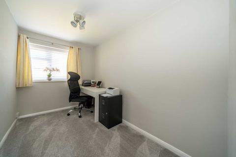134 Long Chaulden, Hemel Hempstead, HP1 2JL