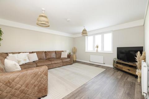 40 Cadwell Gardens, Gorebridge, EH23 4NE