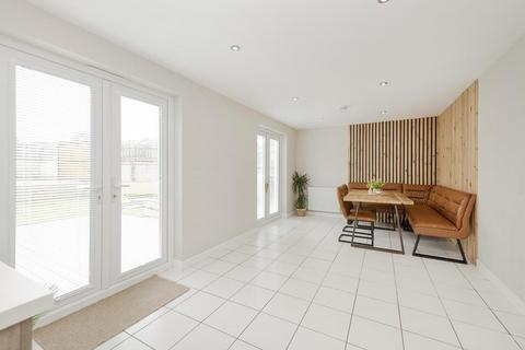 40 Cadwell Gardens, Gorebridge, EH23 4NE