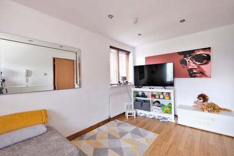 2 bedroom apartment for sale, Ellesmere Park, Manchester, M30