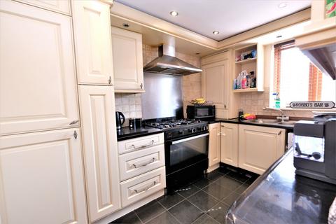 2 bedroom apartment for sale, Abbey Lodge, Abbey Grove, Monton, M30