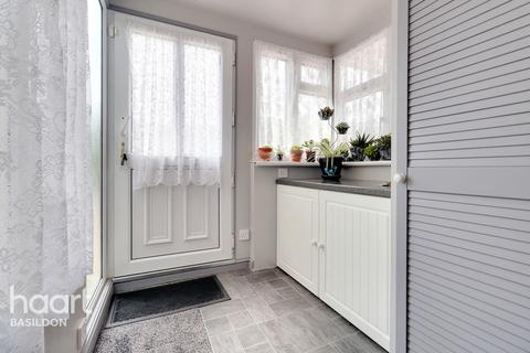 36 Botelers, Basildon, SS16 5SD