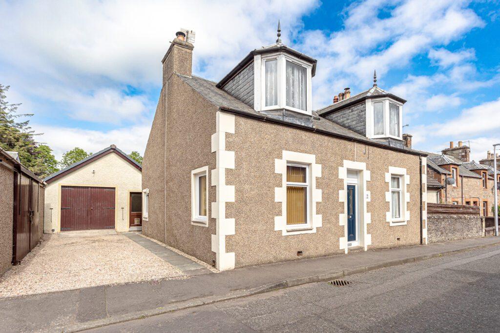 Ruthven Street, Auchterarder, PH3 4 bed detached house for sale £270,000