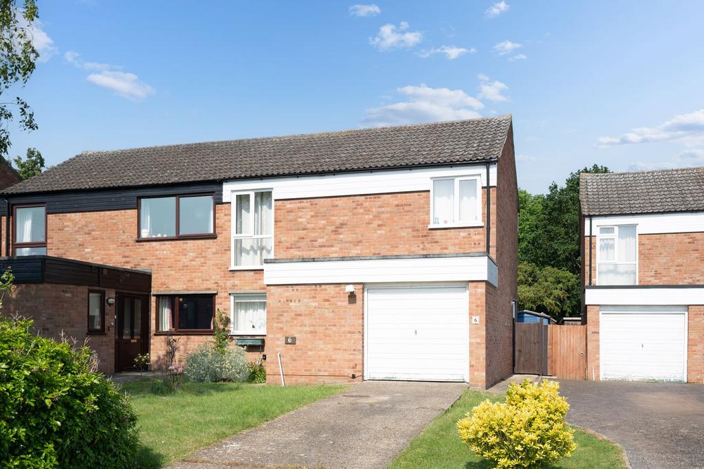 Pheasant Rise, Bar Hill, CB23 3 bed terraced house for sale £325,000