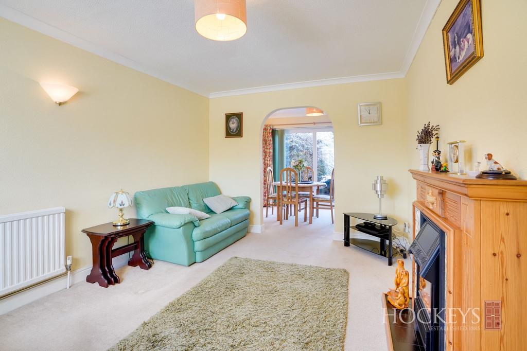 Pheasant Rise, Bar Hill, CB23 3 bed terraced house for sale £325,000