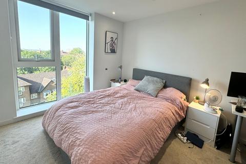 1 bedroom flat to rent, Skylark Point, 48 Newnton Close, Woodberry Down, London N4