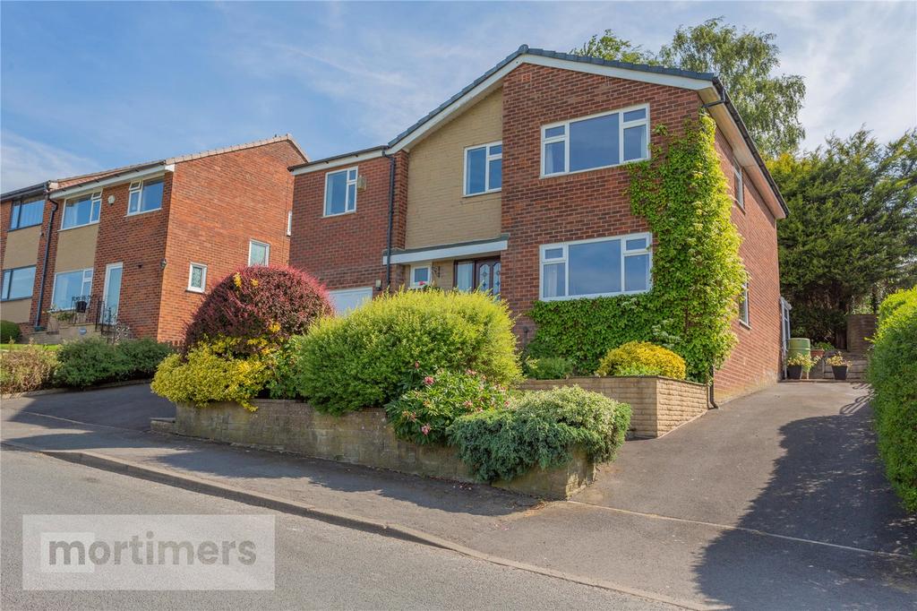 Longworth Road, Billington, Clitheroe, Lancashire, BB7 5 bed detached