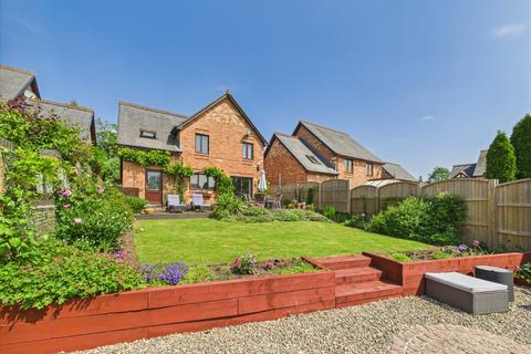 2 Hamilton Close, Powick, Worcester, WR2 4NH