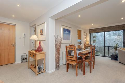 21 Guthrie Court, Gleneagles Village, Auchterarder, PH3 1SD