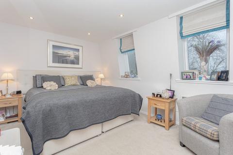 21 Guthrie Court, Gleneagles Village, Auchterarder, PH3 1SD