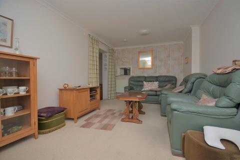 26 Bain Crescent, Helensburgh, G84 9DF
