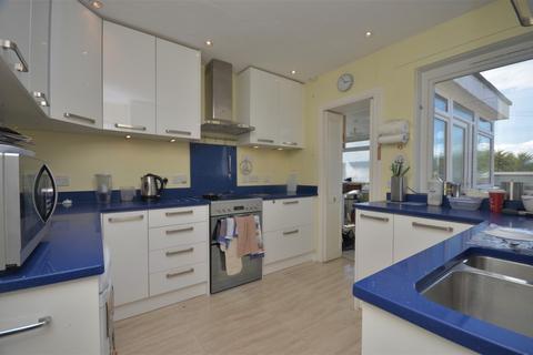 26 Bain Crescent, Helensburgh, G84 9DF