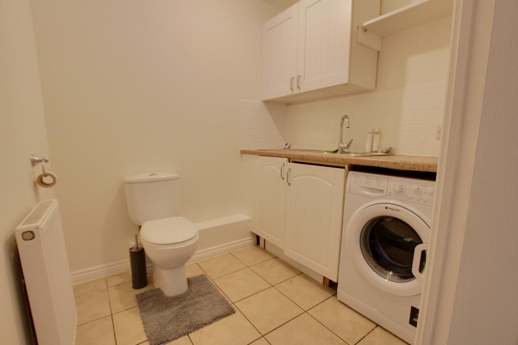 Cloak room/utility