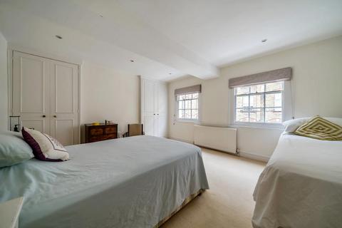 73 Peel Street, London, W8 7PB