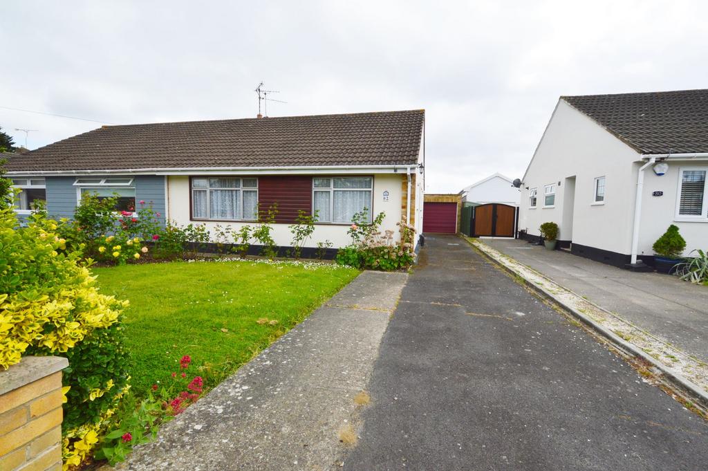 Hawkwell Chase, Hockley, SS5 3 bed semidetached house for sale £395,000
