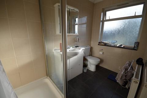 28 Radstock Avenue, Harrow, HA3 8PE