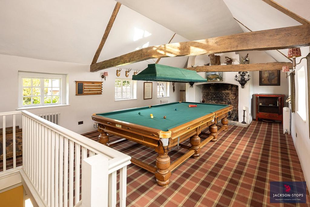 Games/Snooker Room