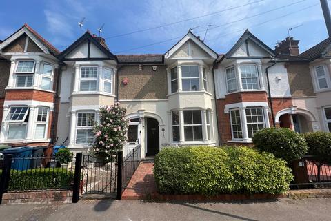 3 bedroom terraced house to rent, Kingsley Road, Pinner HA5