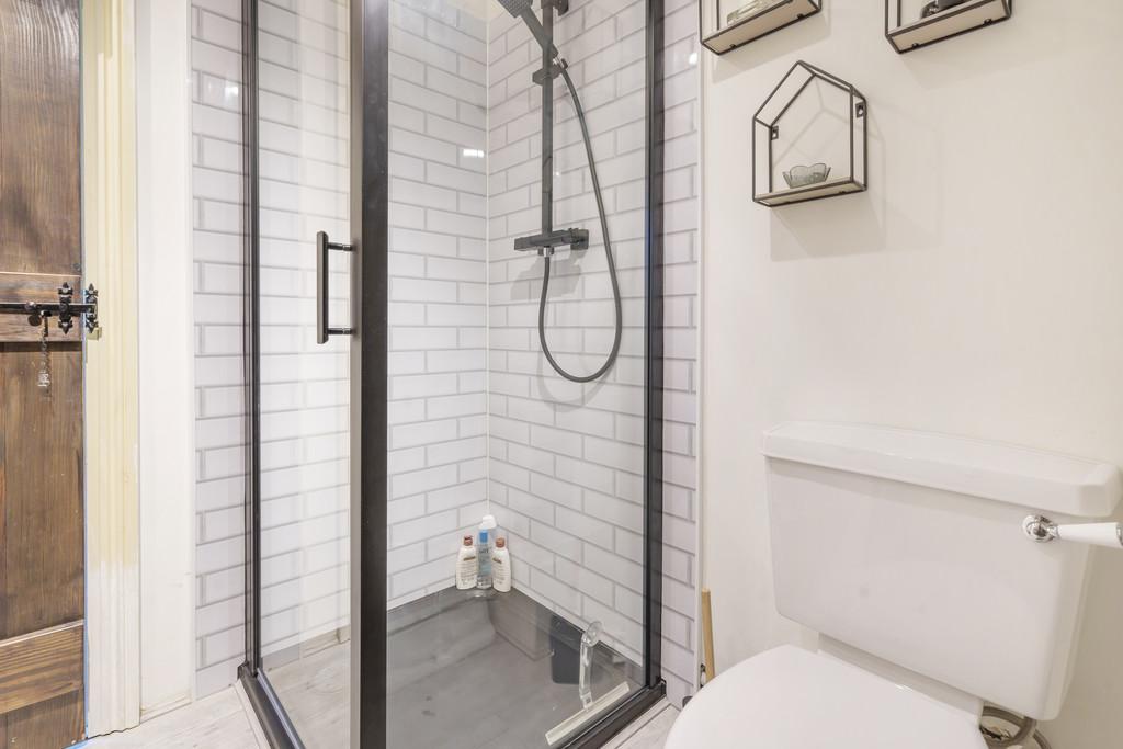 Bedroom One Ensuite