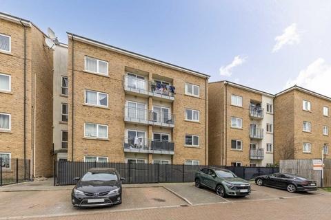 2 bedroom apartment for sale, Gateway Court,  Southall, UB2