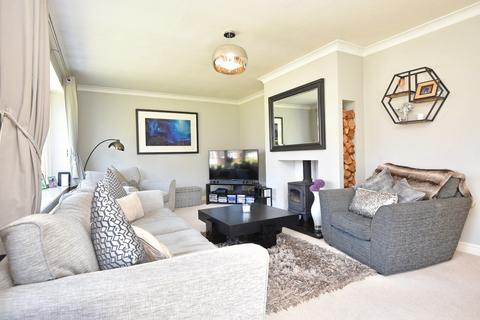 5 bedroom detached house for sale - Masham Close, Harrogate