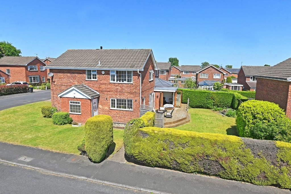 Masham Close, Harrogate 5 bed detached house for sale £525,000