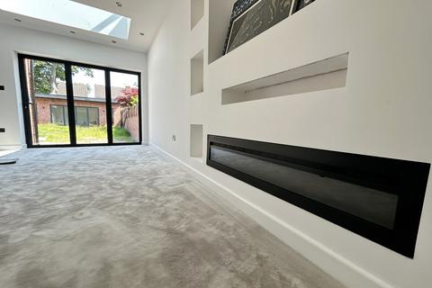 53 Longmore Road, Shirley, Solihull, B90 3DZ